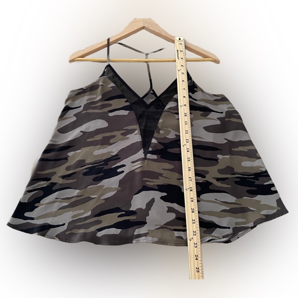 EXPRESS WOMEN CAMOUFLAGE PRINT STRAPY TANK TOP FLOWY Size:M - Picture 3 of 5